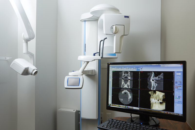 The doctor has fully integrated digital imaging, CAD/CAM and practice management software into his paperless office. Using Planmeca’s robust Romexis software for diagnosis and treatment planning, he has maximized the advantages of 2D and 3D imaging by connecting the technology into a seamless workflow.