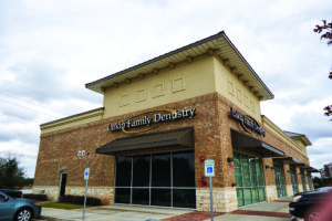 Lukin Family Dentistry exterior.