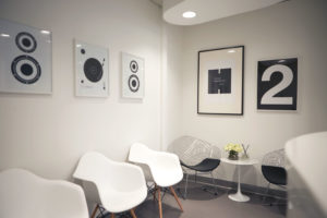 H2 Dental Center reception area